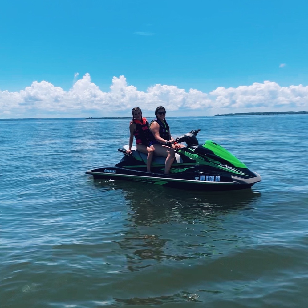 Meet your Posher, Madelyn